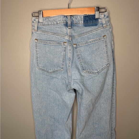 Abercrombie & Fitch 90s Relaxed Jean - Picture 7 of 11